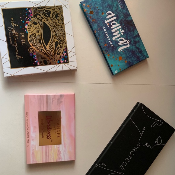 Boxy charm makeup - Picture 2 of 2